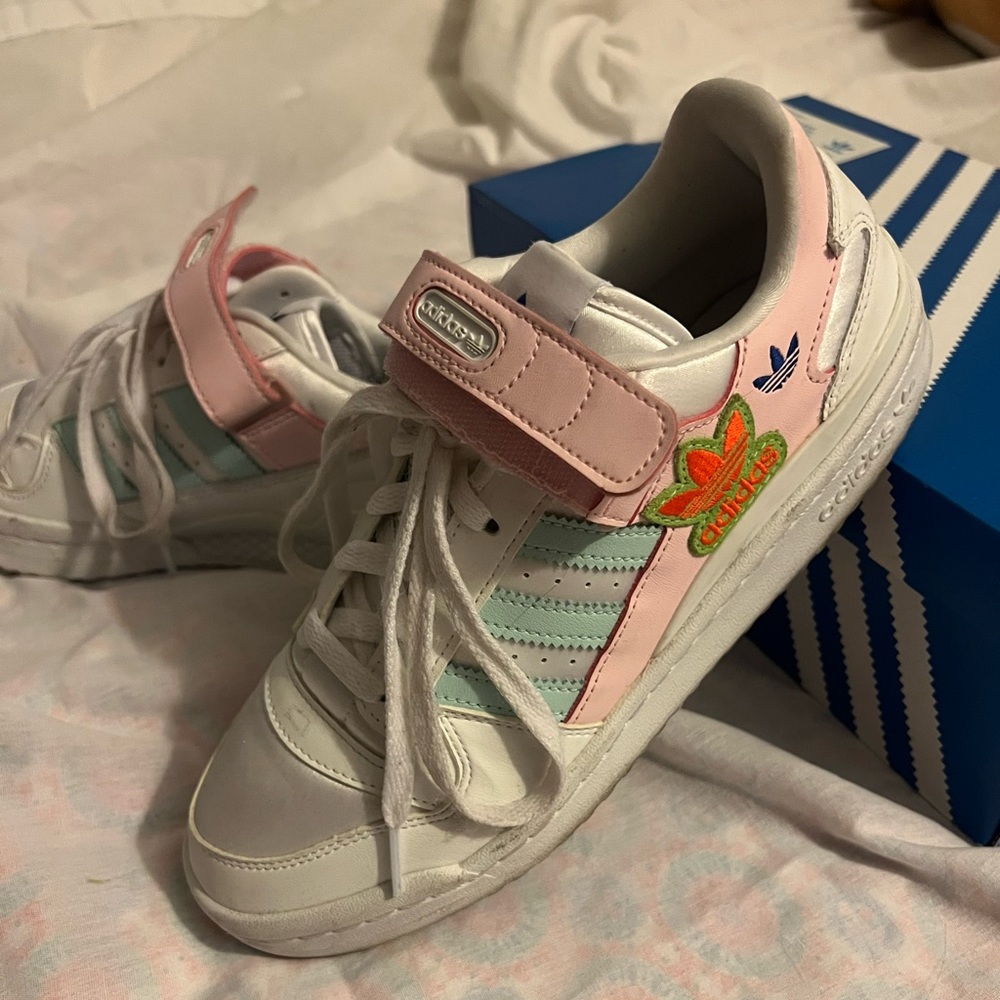adidas cloud shoes